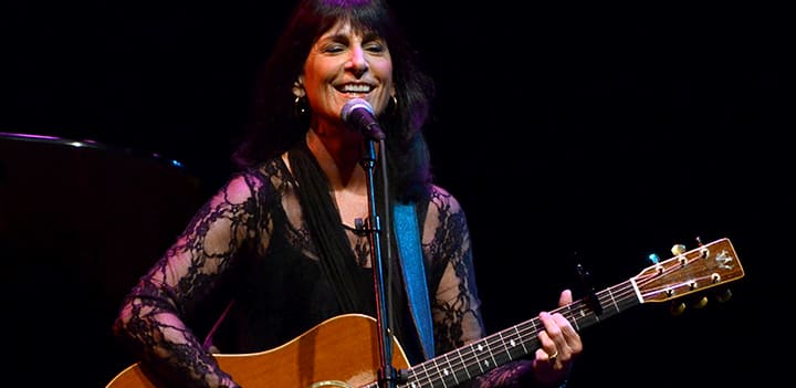 Karla Bonoff Image