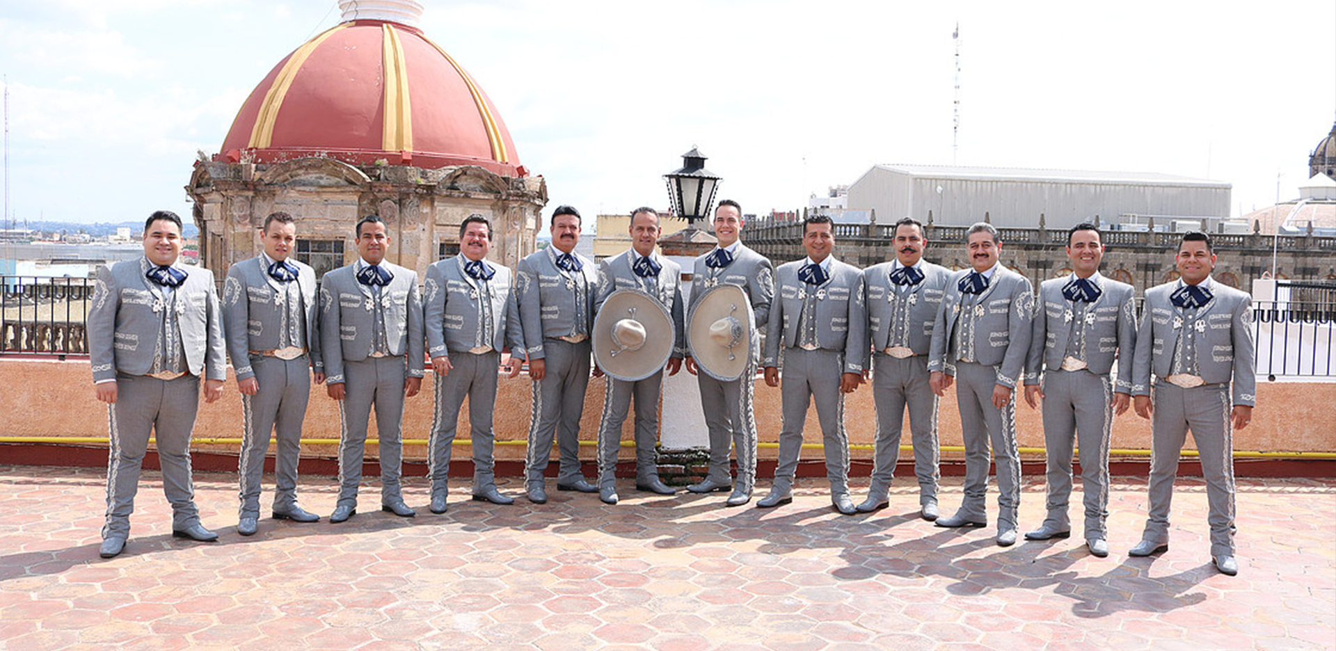 Mariachi Los Camperos Image